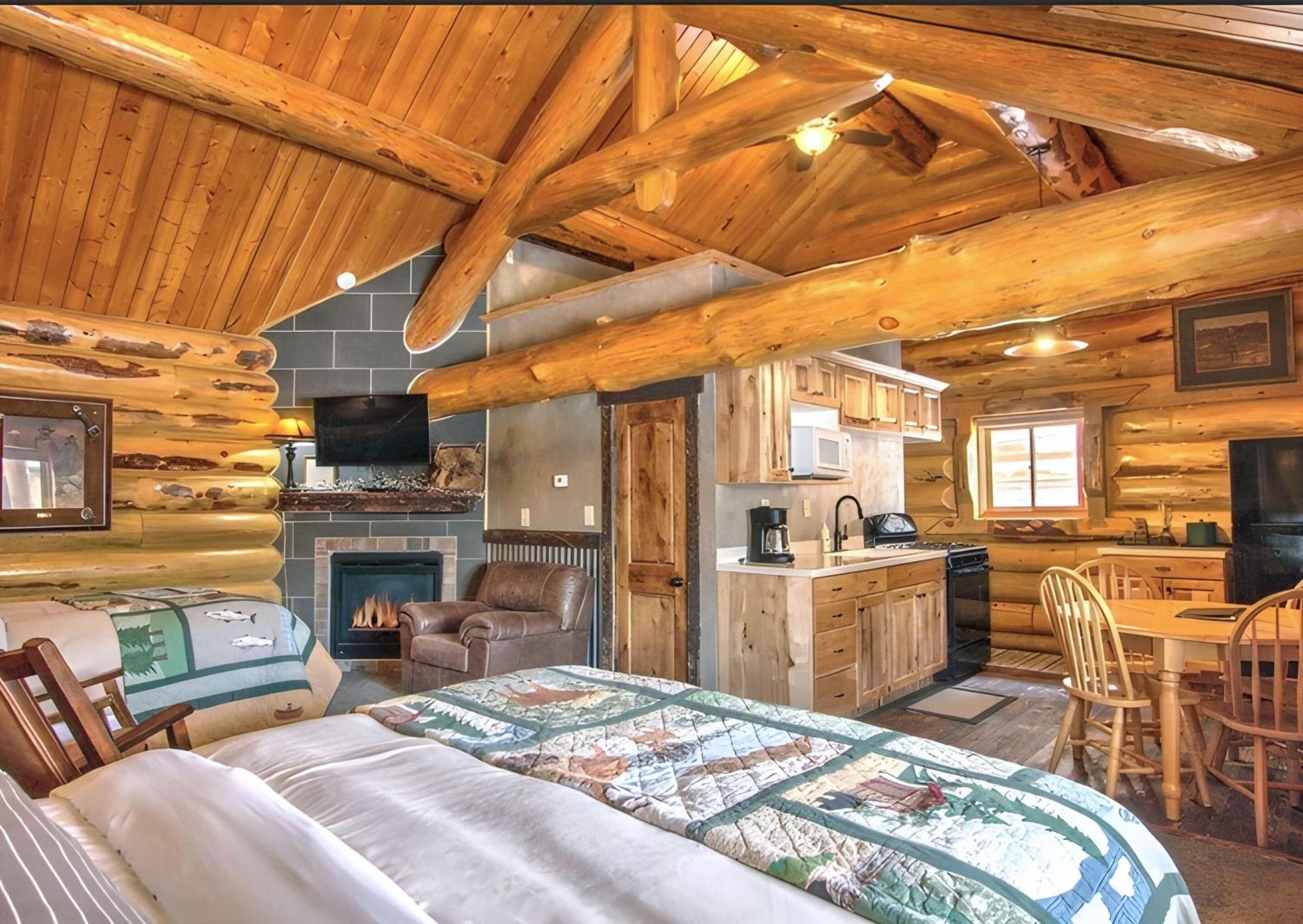 Hibernation Station Villa Уест Йелоустоун Екстериор снимка