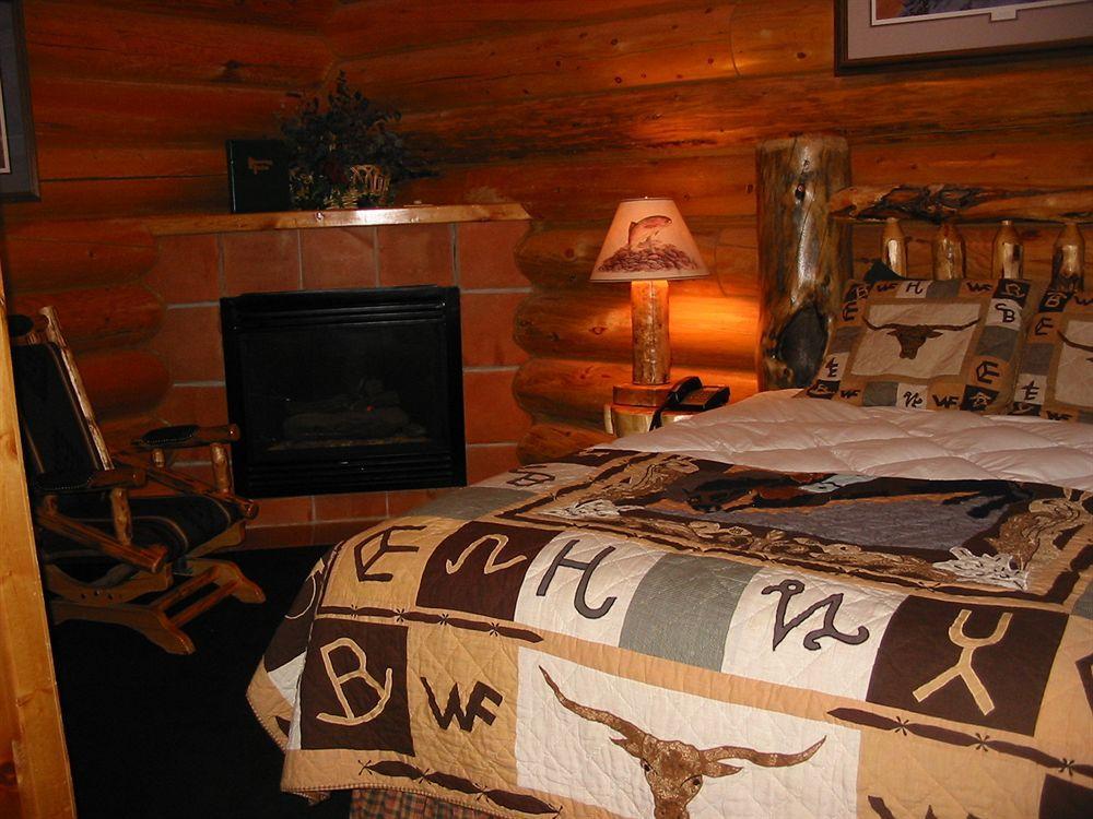 Hibernation Station Villa Уест Йелоустоун Екстериор снимка